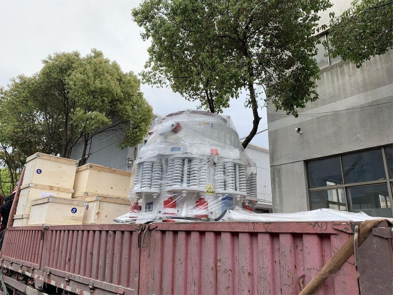 Kinglink KLC1000 Symons 3ft SH STD Cone Crusher - Конусная дробилка: фото 3 Kinglink KLC1000 Symons 3ft SH STD Cone Crusher - Конусная дробилка: фото 3