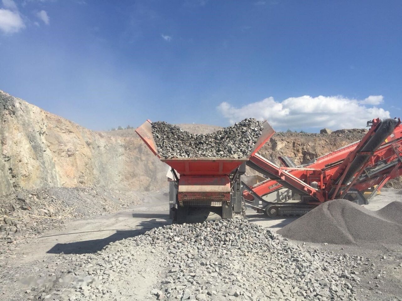 Sandvik QH331 Mobile Crushing Plant - Мобильная дробилка: фото 3 Sandvik QH331 Mobile Crushing Plant - Мобильная дробилка: фото 3