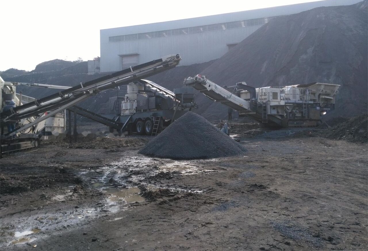 Terex 694+ Mobile screening machine - Грохот: фото 2 Terex 694+ Mobile screening machine - Грохот: фото 2