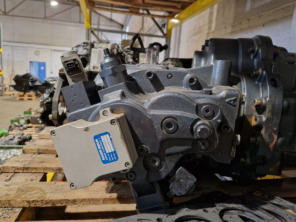 DANFOSS / SAUER BIBUS DRIVE CONTROL 1 - 50.80.0853 - Гидравлический насос для Грузовиков: фото 2 DANFOSS / SAUER BIBUS DRIVE CONTROL 1 - 50.80.0853 - Гидравлический насос для Грузовиков: фото 2