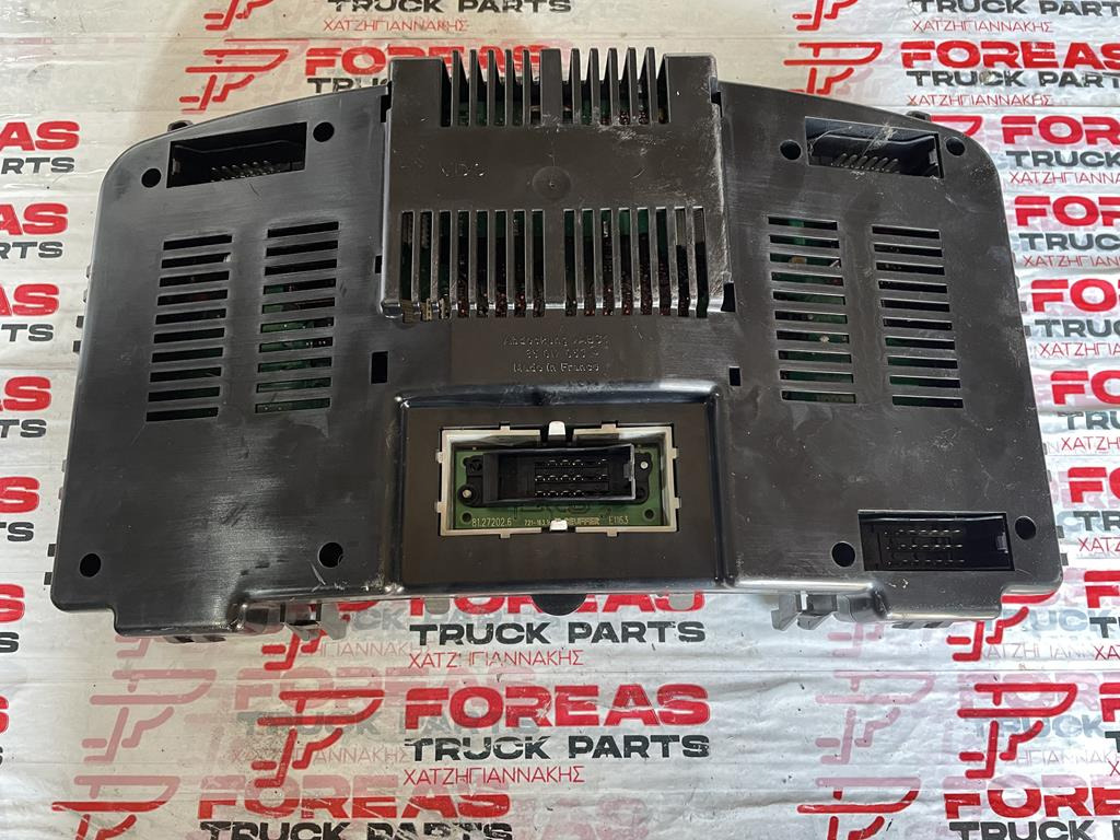 MAN TGA - 81. 27202 - 6154 - Приборная панель для Грузовиков: фото 2 MAN TGA - 81. 27202 - 6154 - Приборная панель для Грузовиков: фото 2