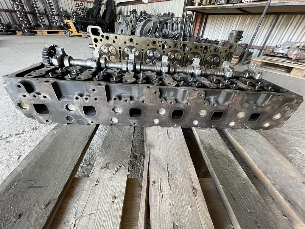 MAN TGA COMMONRAIL D20 - Головка блока для Грузовиков: фото 2 MAN TGA COMMONRAIL D20 - Головка блока для Грузовиков: фото 2