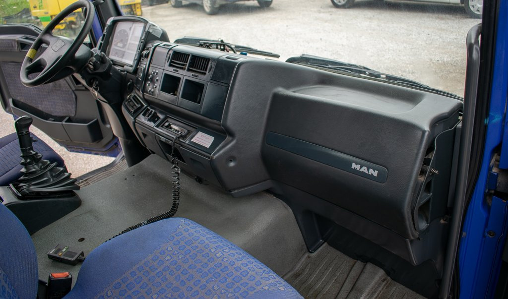 MAN TGA - Приборная панель для Грузовиков: фото 1 MAN TGA - Приборная панель для Грузовиков: фото 1