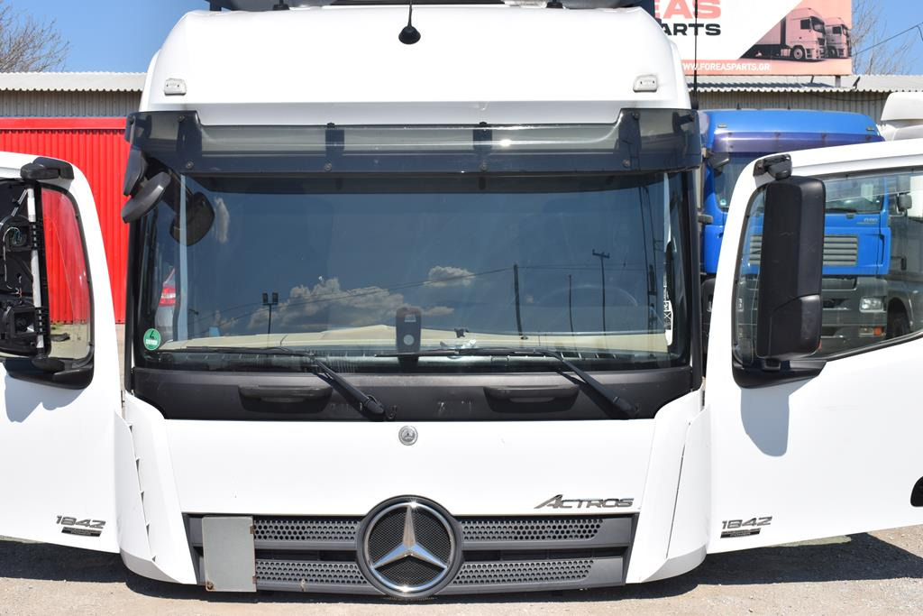 MERCEDES-BENZ ACTROS MP 4 (BIG SPACE) - Кабина для Грузовиков: фото 2 MERCEDES-BENZ ACTROS MP 4 (BIG SPACE) - Кабина для Грузовиков: фото 2