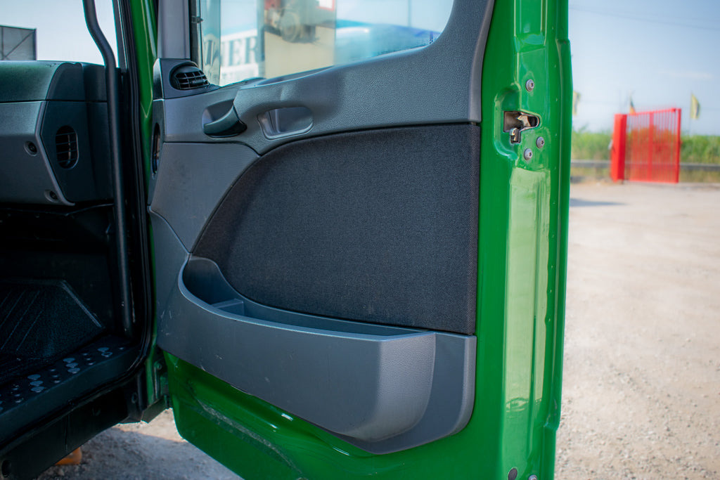 MERCEDES-BENZ ACTROS MP II DOOR LINING - PASSENGER - Дверь и запчасти для Грузовиков: фото 2 MERCEDES-BENZ ACTROS MP II DOOR LINING - PASSENGER - Дверь и запчасти для Грузовиков: фото 2