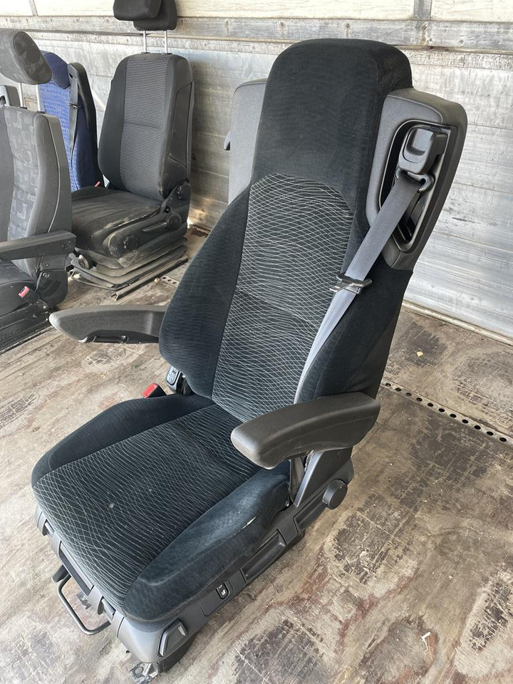 MERCEDES-BENZ ACTROS MP4 AIR DRIVER SEAT - Сиденье для Грузовиков: фото 2 MERCEDES-BENZ ACTROS MP4 AIR DRIVER SEAT - Сиденье для Грузовиков: фото 2