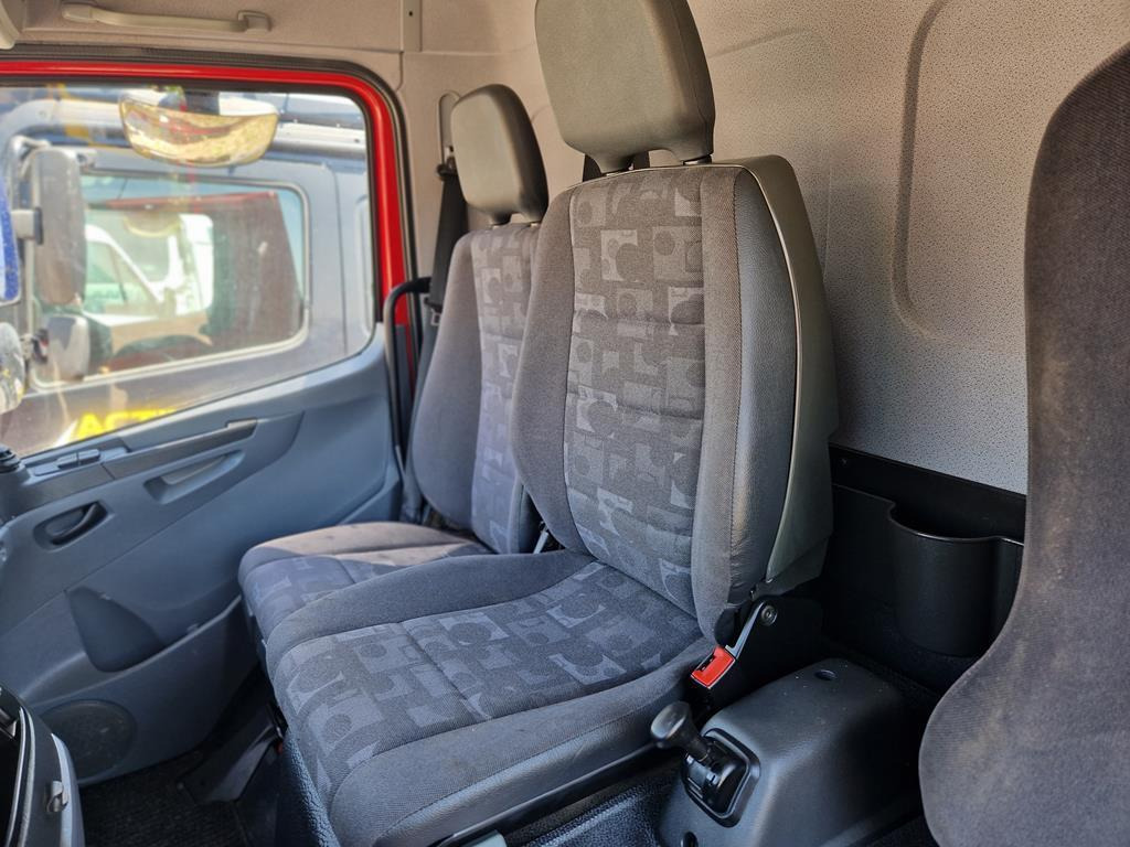 MERCEDES-BENZ ATEGO 2 - MIDDLE - Сиденье для Грузовиков: фото 1 MERCEDES-BENZ ATEGO 2 - MIDDLE - Сиденье для Грузовиков: фото 1