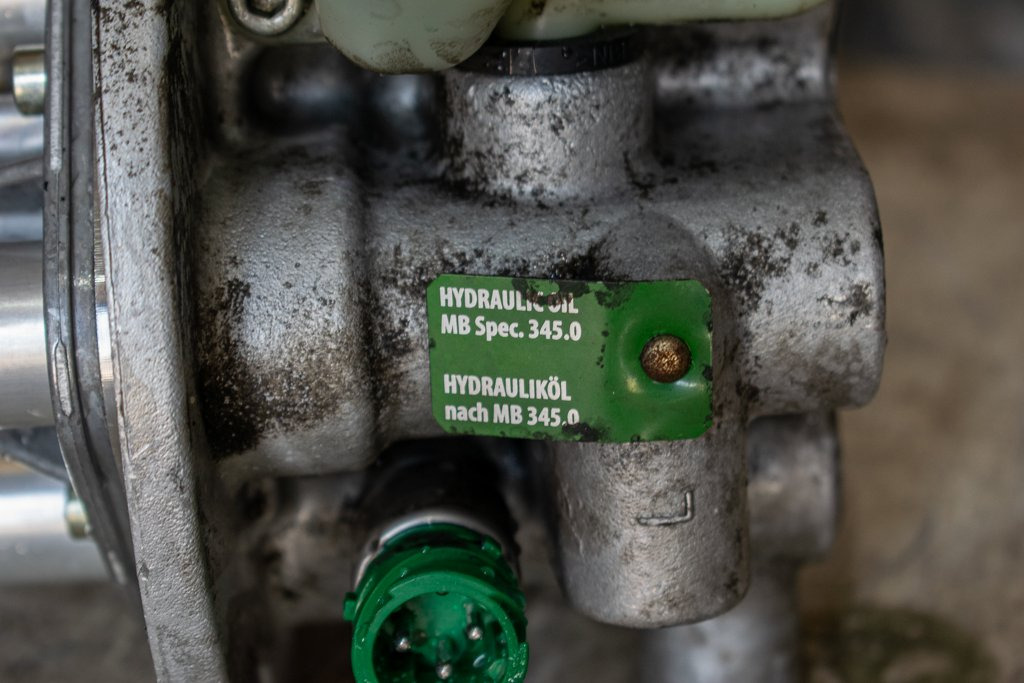MERCEDES-BENZ AXOR II HYDRAULIC LEVER - Гидравлика для Грузовиков: фото 3 MERCEDES-BENZ AXOR II HYDRAULIC LEVER - Гидравлика для Грузовиков: фото 3