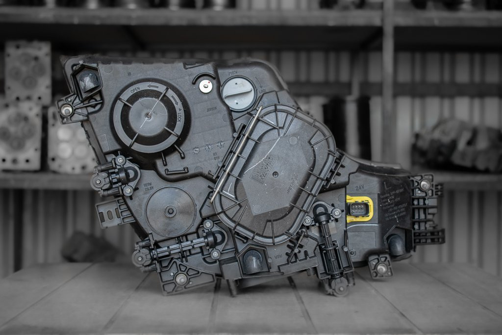 MERCEDES-BENZ FRONT LIGHT ACTROS MPIV EURO VI - DRIVER - Свет/ Освещение для Грузовиков: фото 2 MERCEDES-BENZ FRONT LIGHT ACTROS MPIV EURO VI - DRIVER - Свет/ Освещение для Грузовиков: фото 2