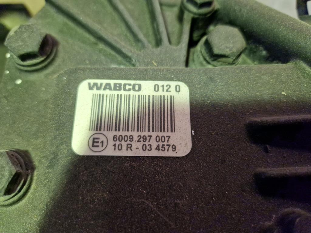 ZF ASTRONIC - 421 355 0120 - Блок управления для Грузовиков: фото 3 ZF ASTRONIC - 421 355 0120 - Блок управления для Грузовиков: фото 3