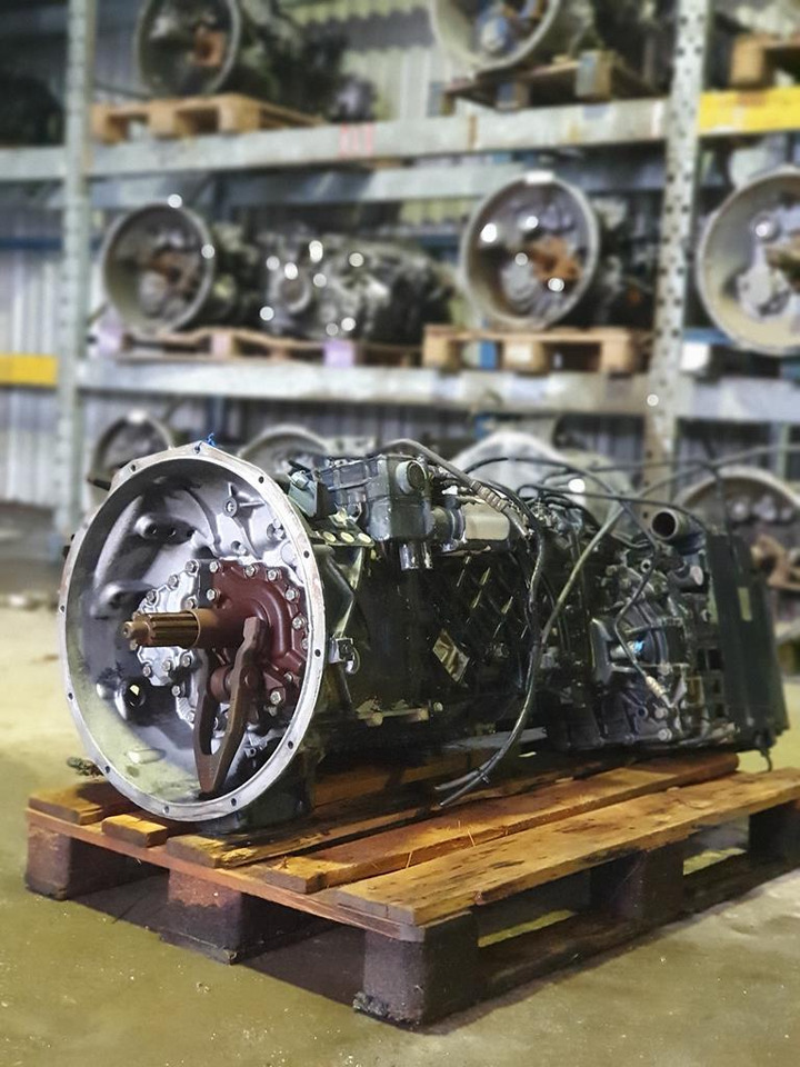 ZF FOR MAN TGA - WITH INTARDER - Коробка передач для Грузовиков: фото 2 ZF FOR MAN TGA - WITH INTARDER - Коробка передач для Грузовиков: фото 2