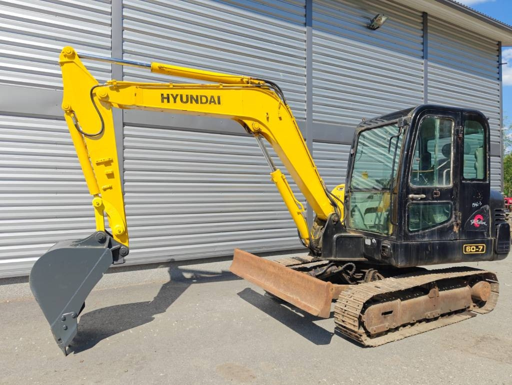 Hyundai R 60-7  - Мини-экскаватор: фото 1 Hyundai R 60-7  - Мини-экскаватор: фото 1