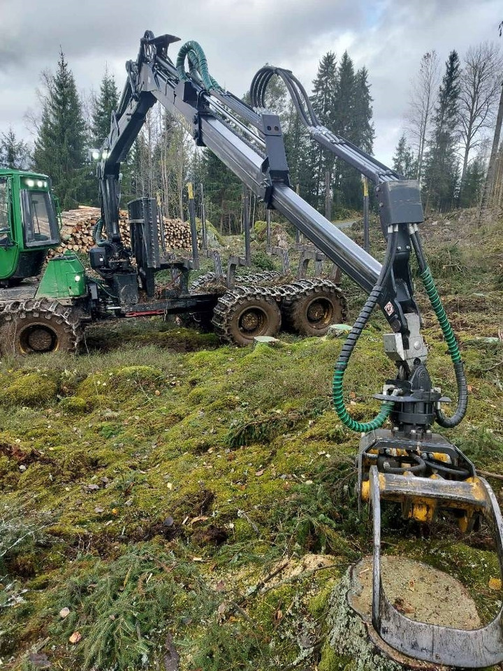 Форвардер John Deere 1510 E: фото 9