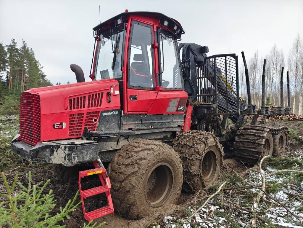 Komatsu 845 - Форвардер: фото 1 Komatsu 845 - Форвардер: фото 1