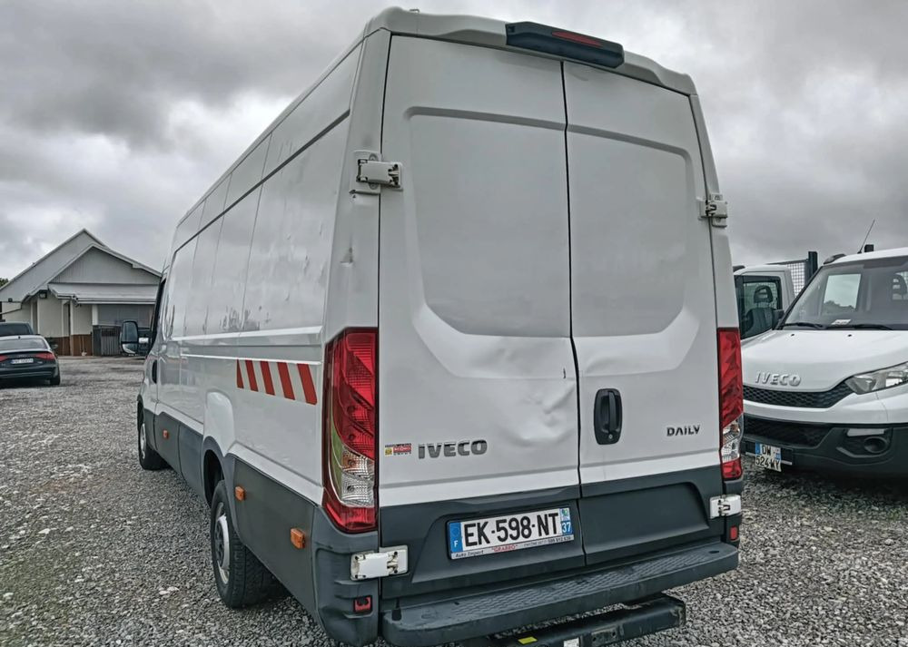 Iveco 35S14,35S13,35C13,35C12, - Цельнометаллический фургон: фото 3 Iveco 35S14,35S13,35C13,35C12, - Цельнометаллический фургон: фото 3