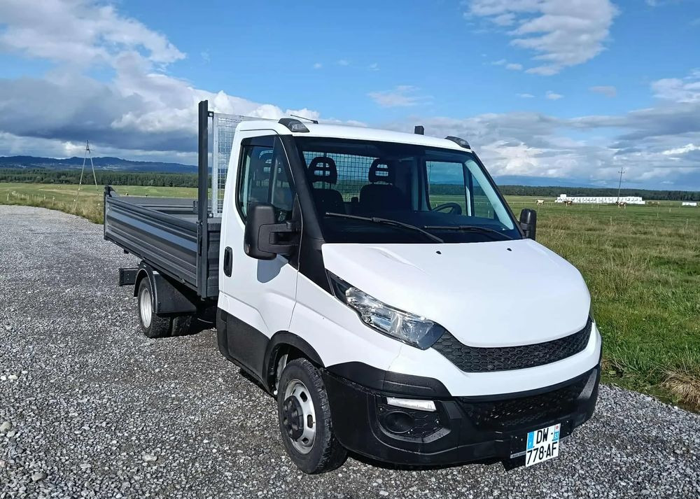 Iveco DAILY 35C13, 35C12, 35C14, 35C15 - Малотоннажный самосвал: фото 3 Iveco DAILY 35C13, 35C12, 35C14, 35C15 - Малотоннажный самосвал: фото 3