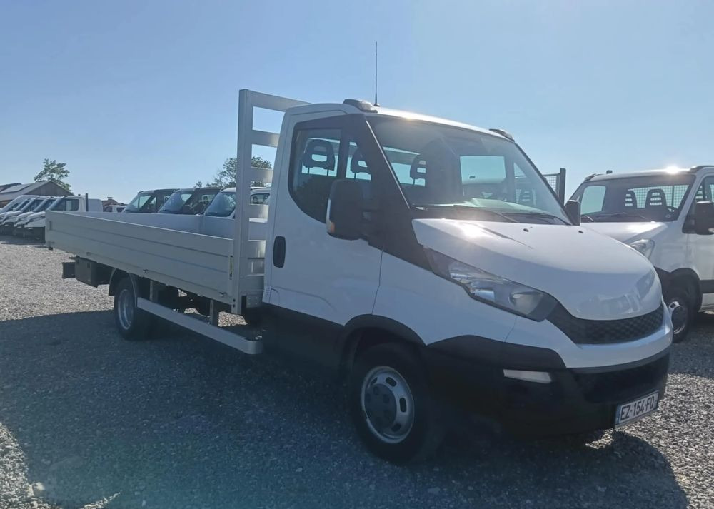 Iveco DAILY 35C14, 35C13, 35C15, 35C12 - Малотоннажный бортовой грузовик: фото 3 Iveco DAILY 35C14, 35C13, 35C15, 35C12 - Малотоннажный бортовой грузовик: фото 3