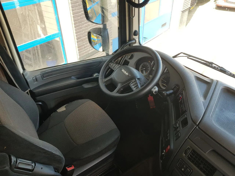 Тягач DAF XF 460 FTP 6x2 Hydraulic Night Airco: фото 10