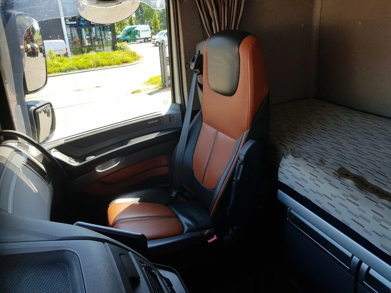 DAF XF 460 XF 460 ADR EX/II, EX/III, FL,OX and AT Leather Int. Night Airco в лизинг DAF XF 460 XF 460 ADR EX/II, EX/III, FL,OX and AT Leather Int. Night Airco: фото 15