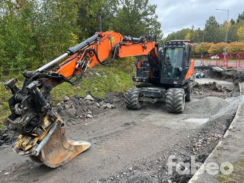Doosan  - Колёсный экскаватор: фото 1 Doosan  - Колёсный экскаватор: фото 1