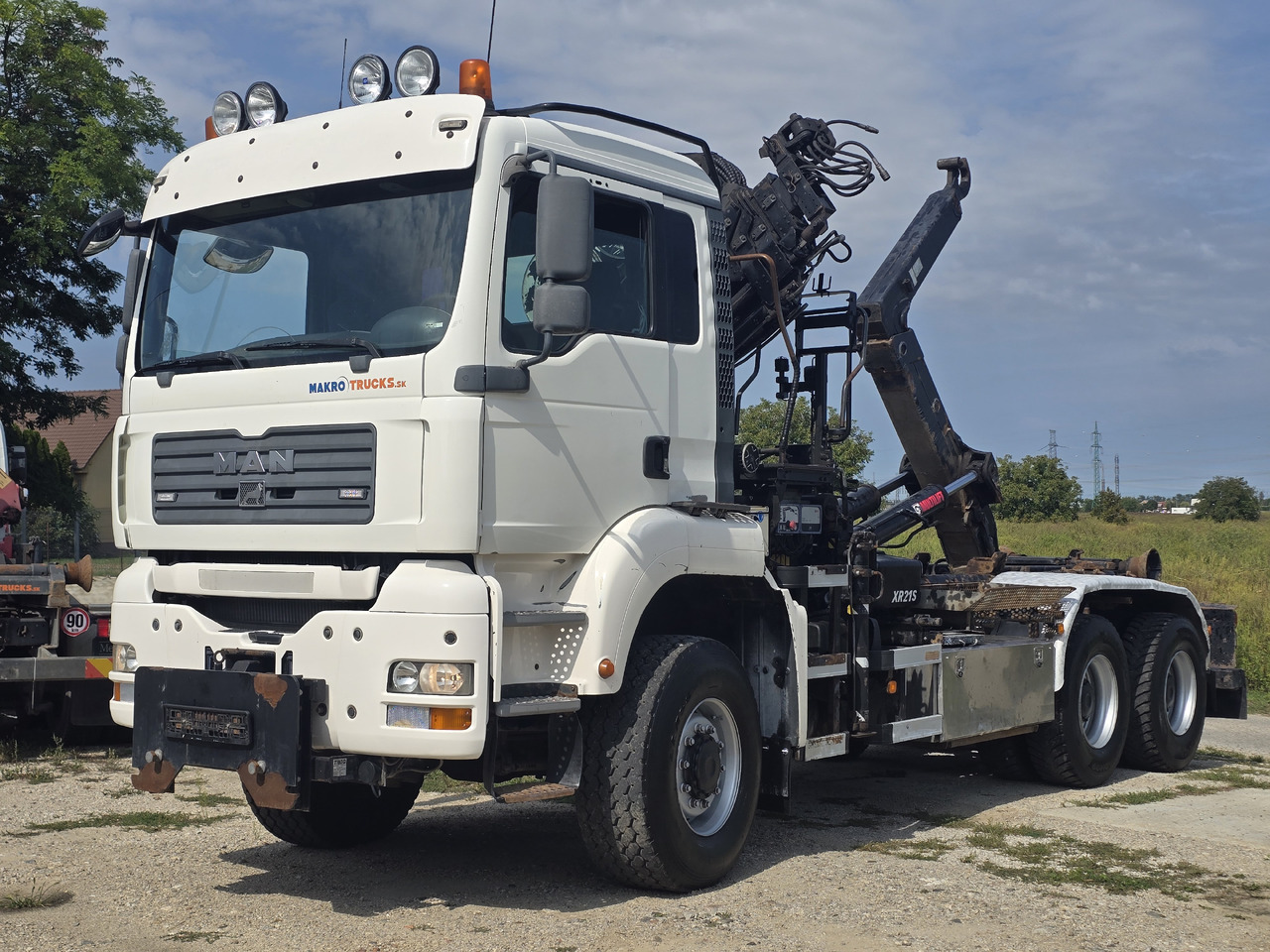 MAN TGA 26.440 6X6 / HOOK SYSTEM / HIAB 166D REMOTE SPECIAL PRICE ONLY THIS YEAR - Крюковой мультилифт, Автоманипулятор: фото 2 MAN TGA 26.440 6X6 / HOOK SYSTEM / HIAB 166D REMOTE SPECIAL PRICE ONLY THIS YEAR - Крюковой мультилифт, Автоманипулятор: фото 2