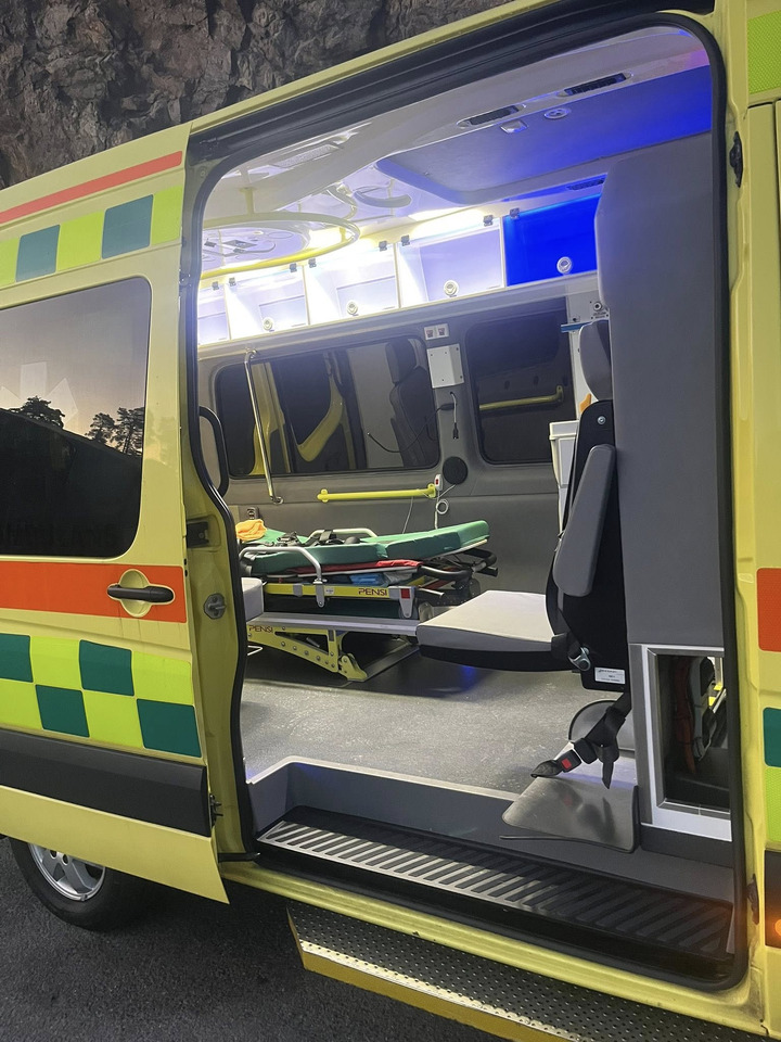 Машина скорой помощи MERCEDES-BENZ Sprinter 319 - Light AMBULANCE / shvydka dopomo: фото 24 Машина скорой помощи MERCEDES-BENZ Sprinter 319 - Light AMBULANCE / shvydka dopomo: фото 24