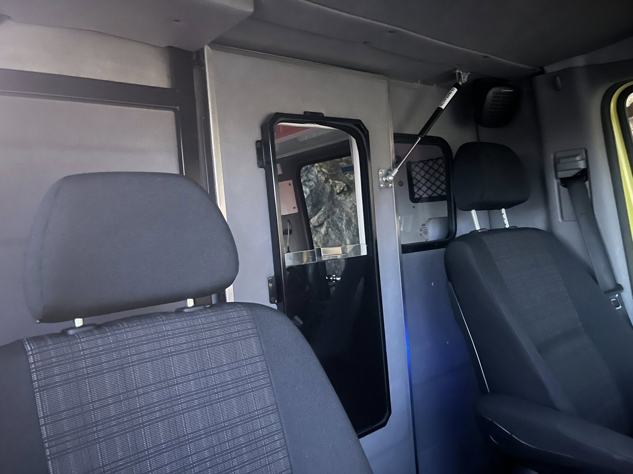 Машина скорой помощи MERCEDES-BENZ Sprinter 319 - Light AMBULANCE / shvydka dopomo: фото 19 Машина скорой помощи MERCEDES-BENZ Sprinter 319 - Light AMBULANCE / shvydka dopomo: фото 19