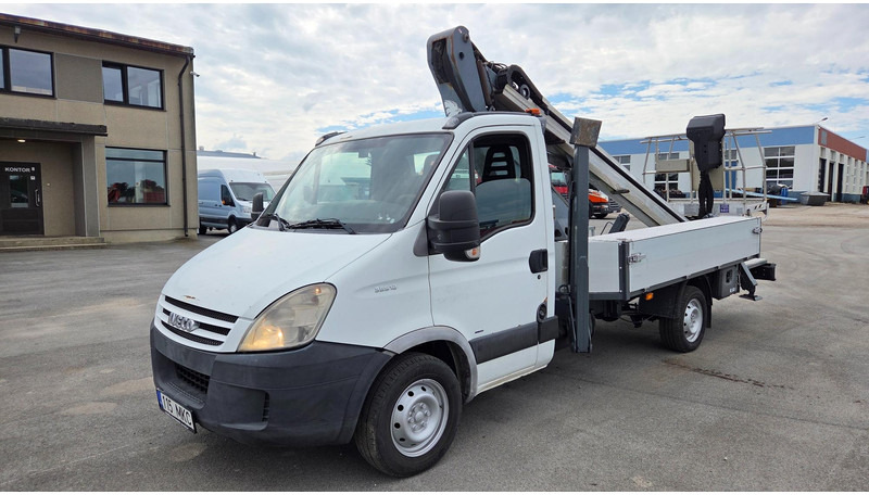 Iveco Daily 35S12 4X2 Galaxylift GT18-10 - Фургон: фото 1 Iveco Daily 35S12 4X2 Galaxylift GT18-10 - Фургон: фото 1