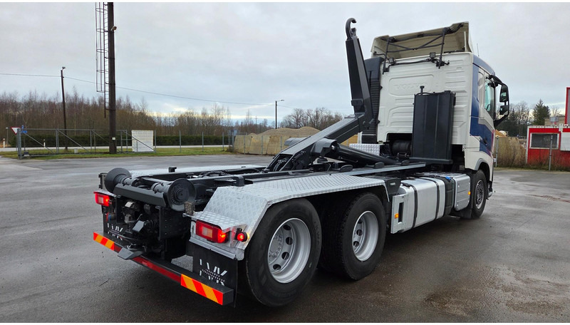 Volvo FH500 6X2 - Крюковой мультилифт: фото 3 Volvo FH500 6X2 - Крюковой мультилифт: фото 3