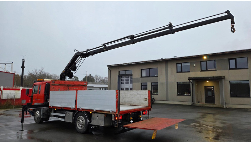 Volvo FL220 4X2 HIAB 077 - Грузовик бортовой/ Платформа, Автоманипулятор: фото 4 Volvo FL220 4X2 HIAB 077 - Грузовик бортовой/ Платформа, Автоманипулятор: фото 4