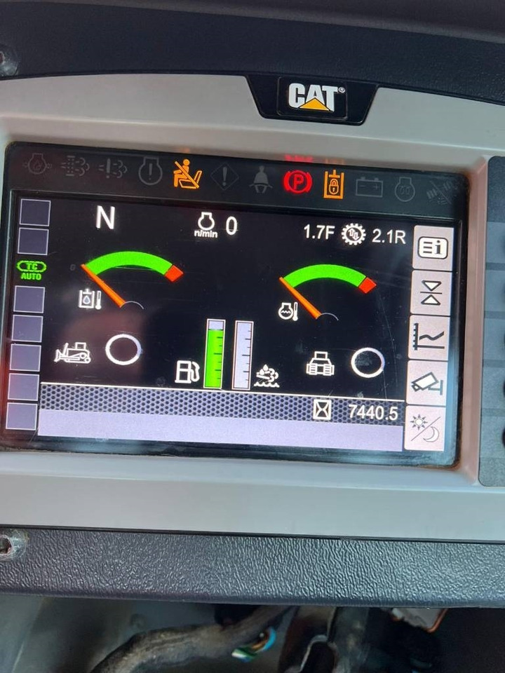 CAT D 4 K 2 LGP (Under Preparation) - Бульдозер: фото 2 CAT D 4 K 2 LGP (Under Preparation) - Бульдозер: фото 2