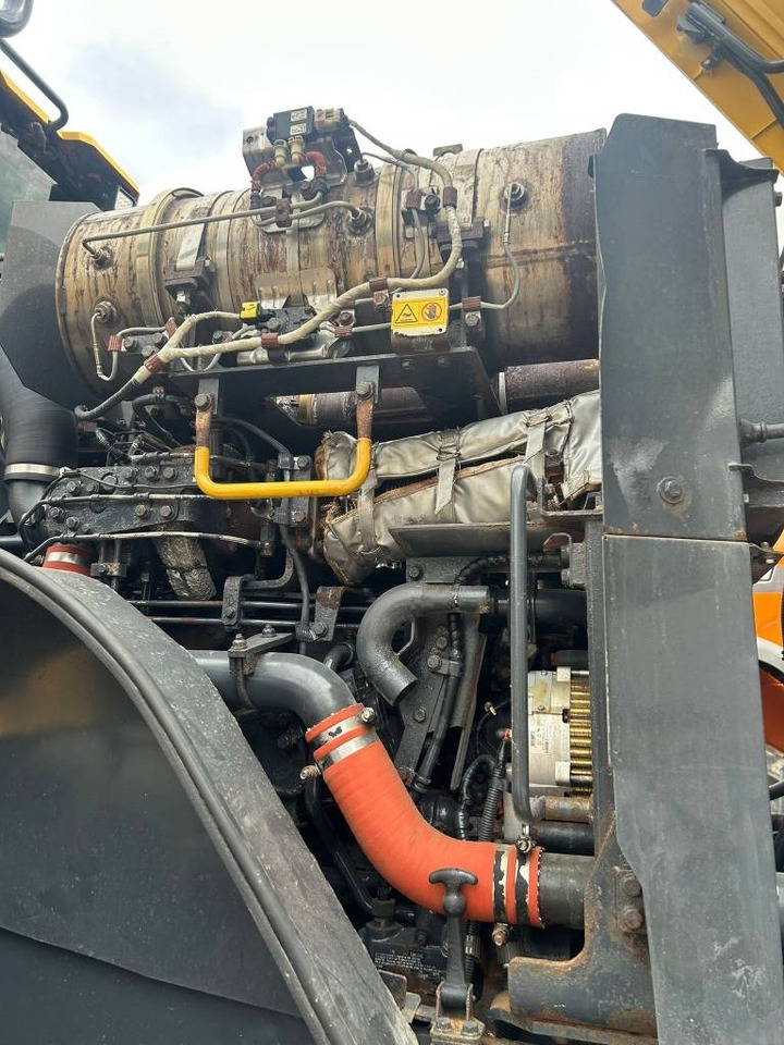 Колёсный погрузчик Komatsu WA 475-10E0: фото 23