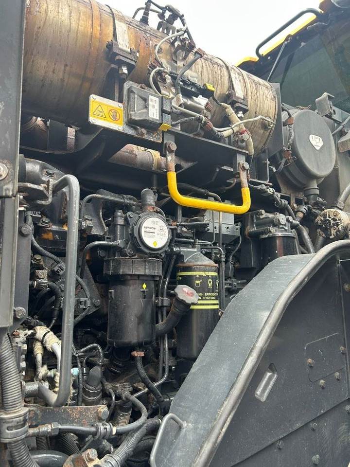 Колёсный погрузчик Komatsu WA 475-10E0: фото 21