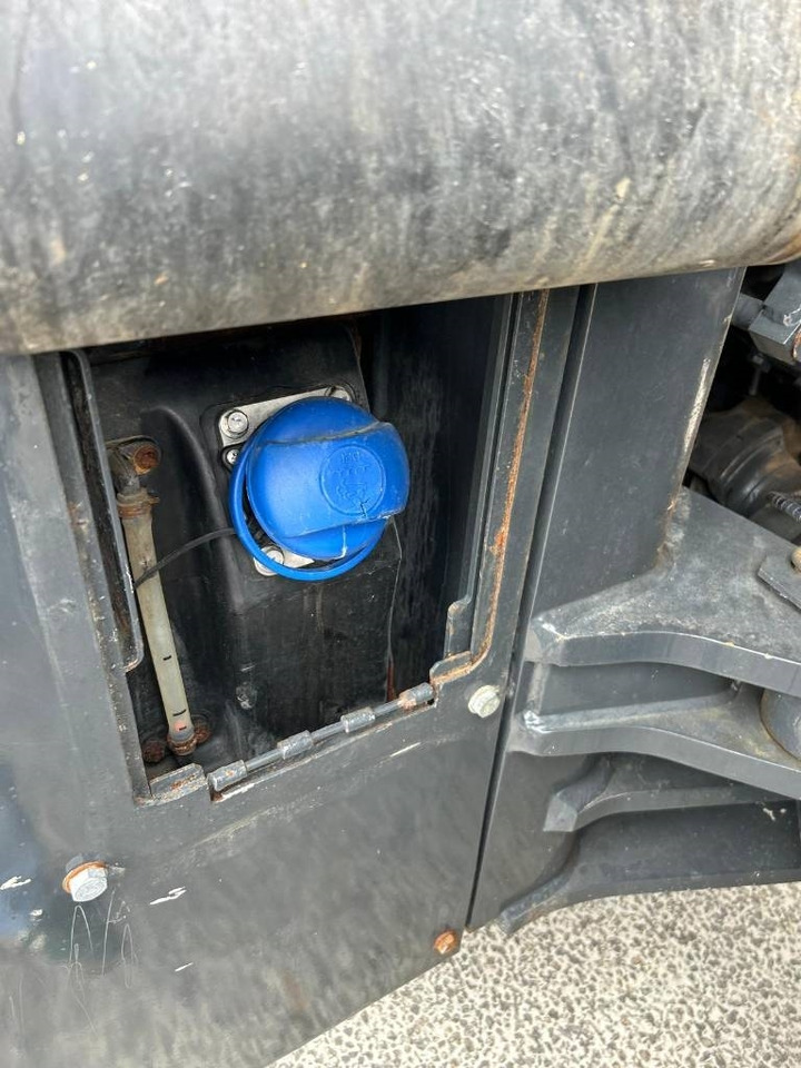 Колёсный погрузчик Komatsu WA 475-10E0: фото 24