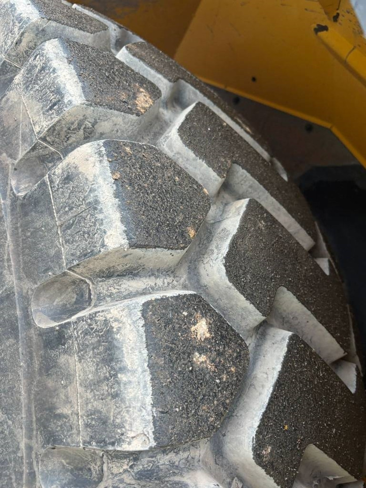 Сочленённый самосвал Volvo A 25 G: фото 26