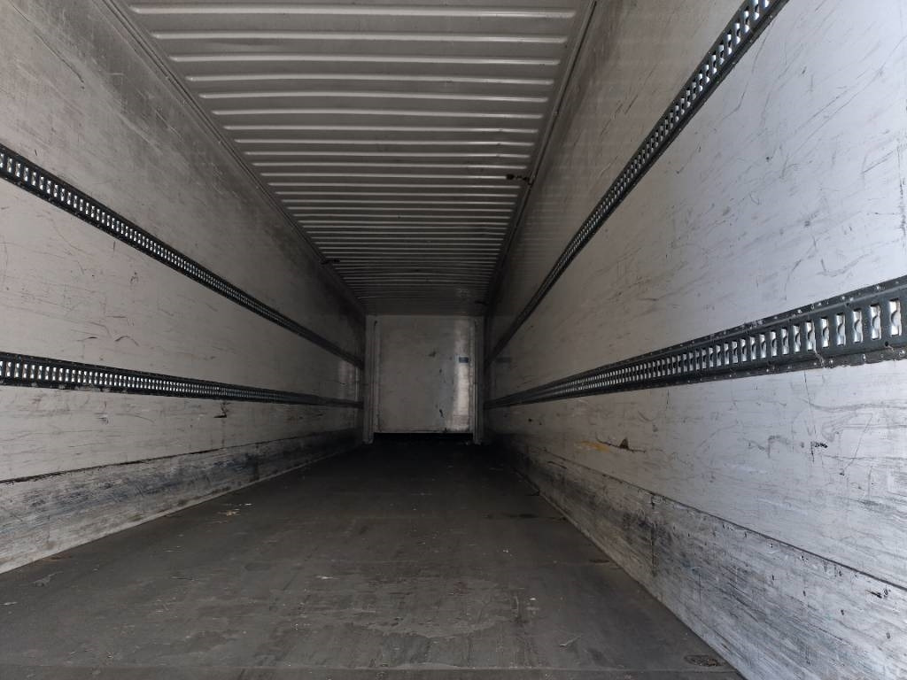 Полуприцеп-фургон Krone 13,60 kaappi puolikas: фото 6 Полуприцеп-фургон Krone 13,60 kaappi puolikas: фото 6