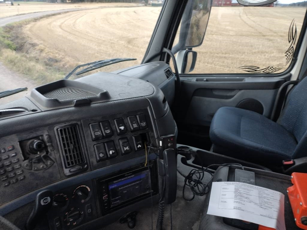 Volvo FM13 10*4 betoniauto,ränni - Автобетоносмеситель: фото 4 Volvo FM13 10*4 betoniauto,ränni - Автобетоносмеситель: фото 4