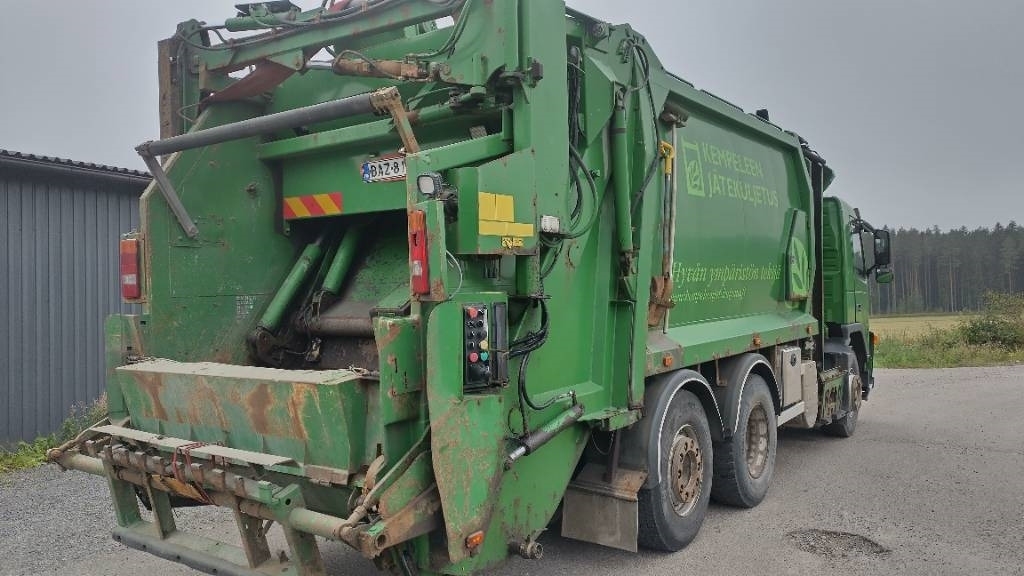 Volvo FM9 6x2 pakkaaja +nostin +etukippo - Мусоровоз: фото 2 Volvo FM9 6x2 pakkaaja +nostin +etukippo - Мусоровоз: фото 2