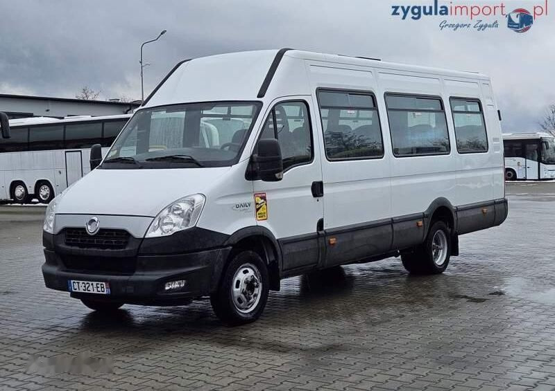 Микроавтобус, Пассажирский фургон IVECO A50C17: фото 1