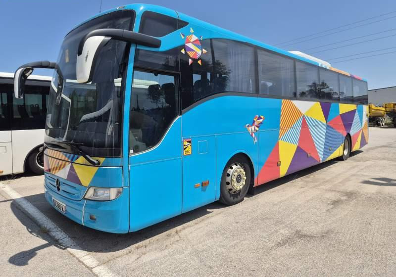 Туристический автобус Mercedes-Benz TOURISMO RHD / 13 METRÓW/ MANUAL / SPROWADZONE: фото 1