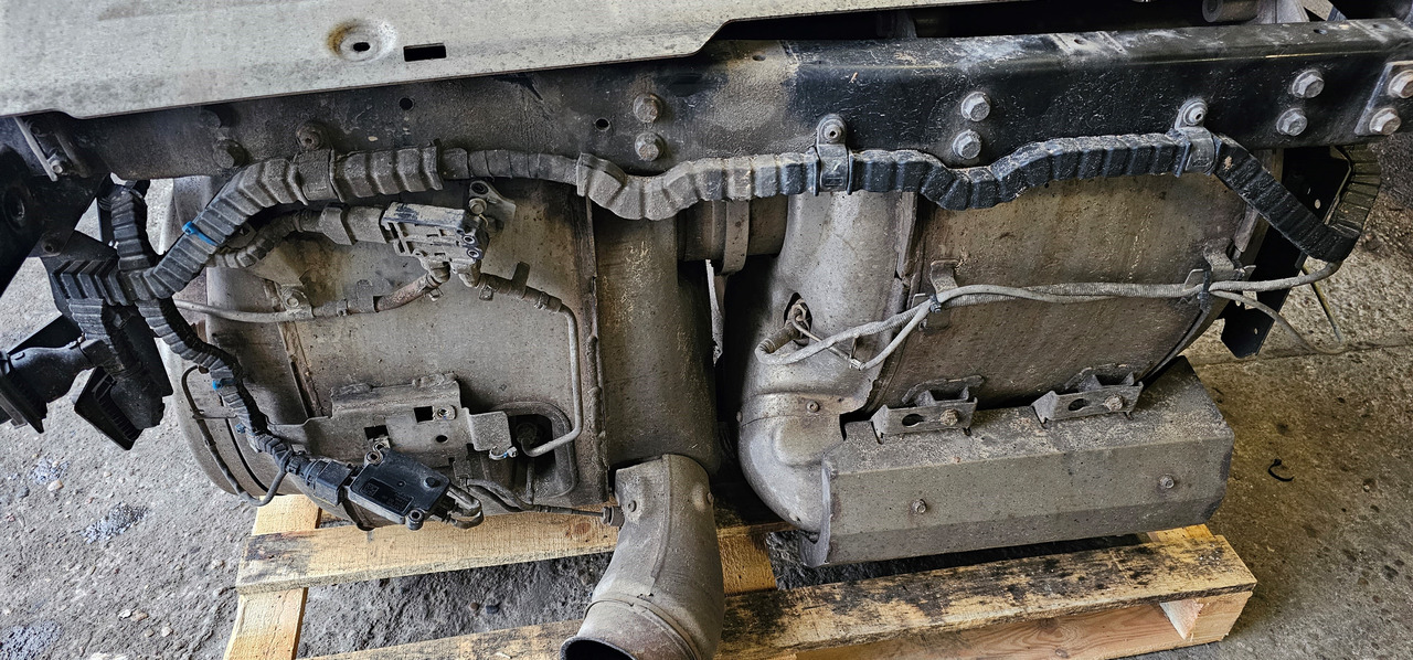 DAF DAF 106 XF, CF, EURO6, EURO 6 emission, catalyst, catalysator, exhaust system, silencer 1714742, 2481272, 2038420, 2188242, 1933421, 1714742, 2481272, 2038420, 2188242, 1933421, 2134913, 1708567,19720 - Катализатор для Грузовиков: фото 5 DAF DAF 106 XF, CF, EURO6, EURO 6 emission, catalyst, catalysator, exhaust system, silencer 1714742, 2481272, 2038420, 2188242, 1933421, 1714742, 2481272, 2038420, 2188242, 1933421, 2134913, 1708567,19720 - Катализатор для Грузовиков: фото 5