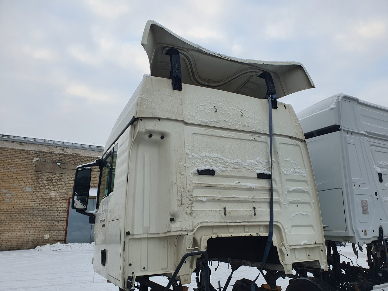 MAN MAN TGX, TGS EURO 6 cab, body cabin, cabina, replacement cab, medium height roof, F99/L47/L49, 81600007848, 81600007831, 81600007871, 81600007920, 81600007949, 81600007858, 81600007832, 81600007849, 8 - Кабина для Грузовиков: фото 4 MAN MAN TGX, TGS EURO 6 cab, body cabin, cabina, replacement cab, medium height roof, F99/L47/L49, 81600007848, 81600007831, 81600007871, 81600007920, 81600007949, 81600007858, 81600007832, 81600007849, 8 - Кабина для Грузовиков: фото 4