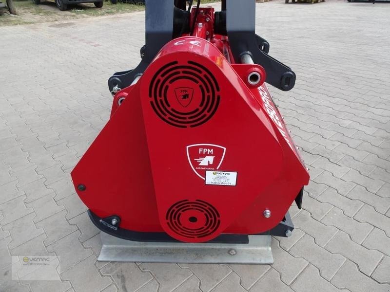 Новый Косилка-измельчитель FPM Mulcher FPM UM300PRO+ Front-Heck Schlegelmulcher 300cm Hammerschlegel NEU: фото 15 Новый Косилка-измельчитель FPM Mulcher FPM UM300PRO+ Front-Heck Schlegelmulcher 300cm Hammerschlegel NEU: фото 15