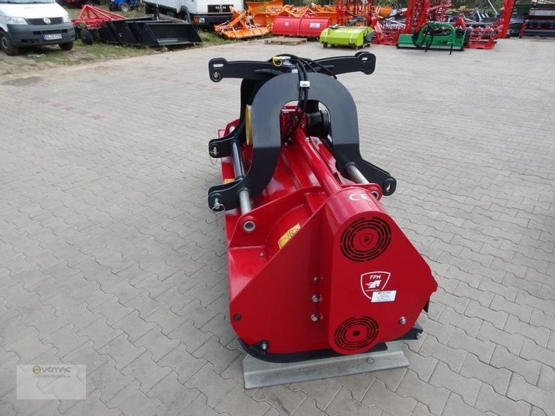 Новый Косилка-измельчитель FPM Mulcher FPM UM300PRO+ Front-Heck Schlegelmulcher 300cm Hammerschlegel NEU: фото 6 Новый Косилка-измельчитель FPM Mulcher FPM UM300PRO+ Front-Heck Schlegelmulcher 300cm Hammerschlegel NEU: фото 6