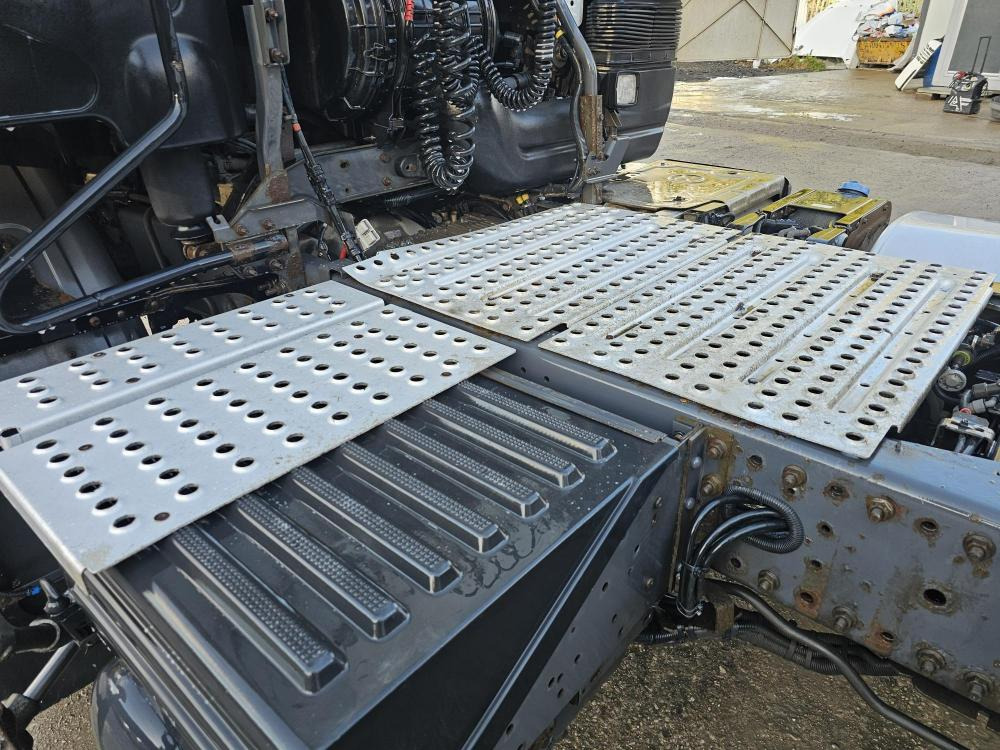 Renault Premium 430 4x2 - Тягач: фото 4 Renault Premium 430 4x2 - Тягач: фото 4