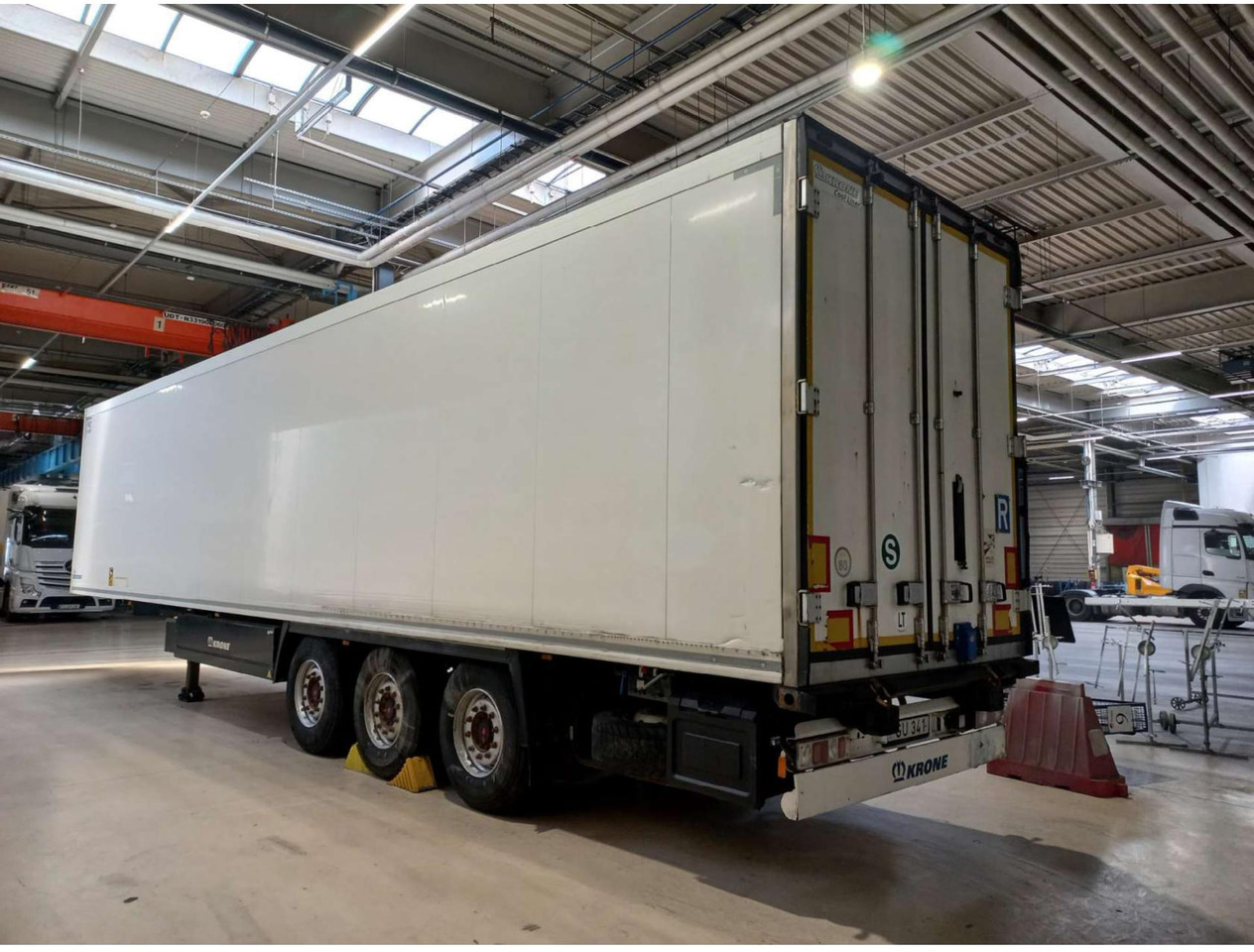 2018 Krone Double Deck Cool Liner FP 45 ThermoKing SLXi 300 - Полуприцеп-рефрижератор: фото 2 2018 Krone Double Deck Cool Liner FP 45 ThermoKing SLXi 300 - Полуприцеп-рефрижератор: фото 2
