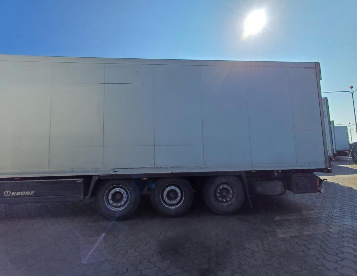 2018 Krone SDR Double Deck Cool Liner FP60 ThermoKing SLXi 300 Lifting Axle - Полуприцеп-рефрижератор: фото 5 2018 Krone SDR Double Deck Cool Liner FP60 ThermoKing SLXi 300 Lifting Axle - Полуприцеп-рефрижератор: фото 5