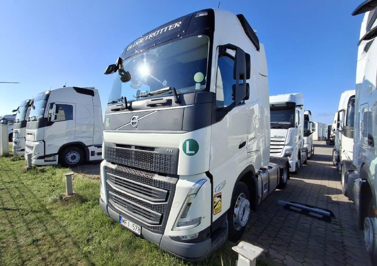 2022 Volvo FH 500 Globetrotter XL Varios - Тягач: фото 1 2022 Volvo FH 500 Globetrotter XL Varios - Тягач: фото 1