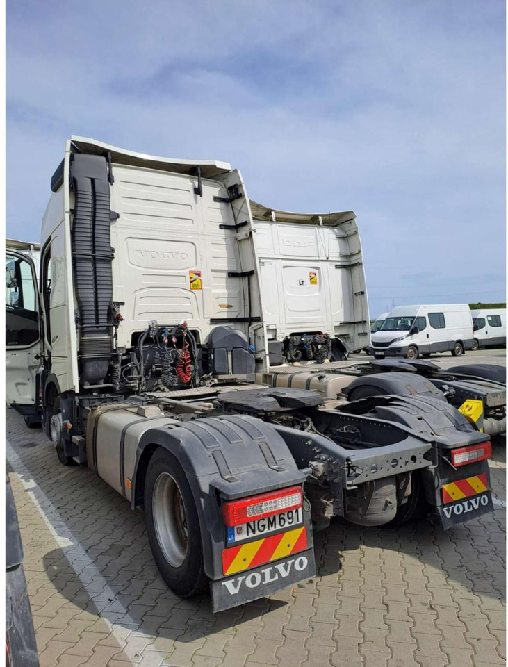 2023 Volvo FH 460 Globetrotter XL Varios i-Save - Тягач: фото 3 2023 Volvo FH 460 Globetrotter XL Varios i-Save - Тягач: фото 3