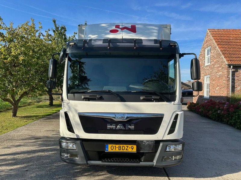 MAN TGL 12.220 / EURO6 / NL TRUCK / AUTOMATIC / CURTAINSIDE - Тентованный грузовик: фото 2 MAN TGL 12.220 / EURO6 / NL TRUCK / AUTOMATIC / CURTAINSIDE - Тентованный грузовик: фото 2